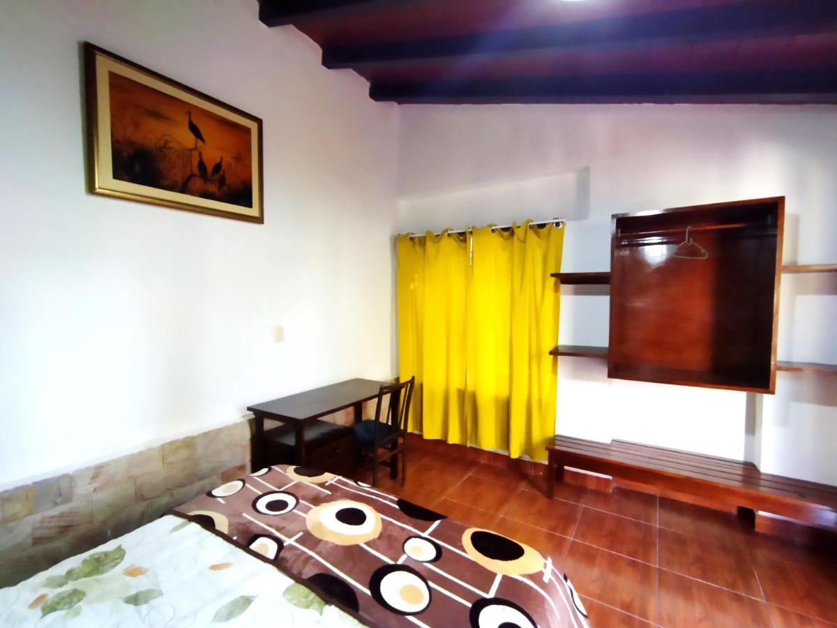 Hotel La Aparesida Areguá Екстериор снимка