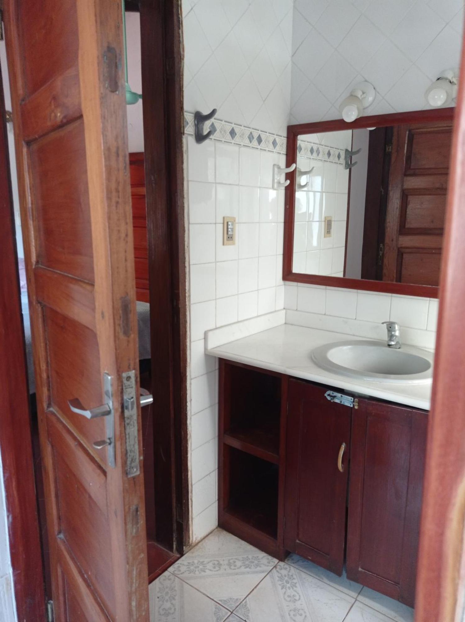 Hotel La Aparesida Areguá Екстериор снимка
